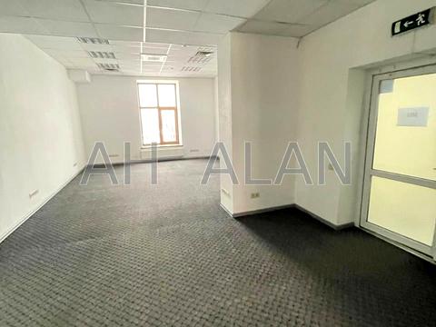 коммерческая по адресу Владимира Сосюры ул., 6