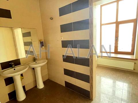 коммерческая по адресу Владимира Сосюры ул., 6