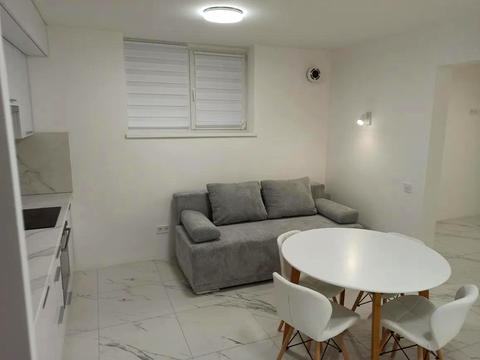 квартира за адресою Космічна вул., 3