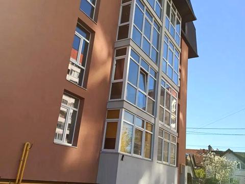 квартира за адресою Космічна вул., 3