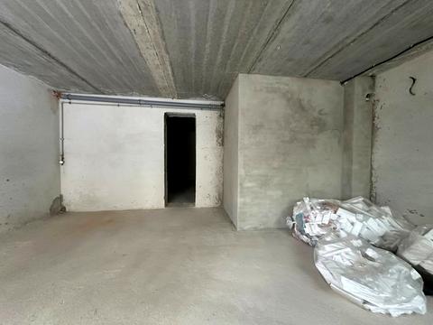 комерційна за адресою Приозерна вул., 32