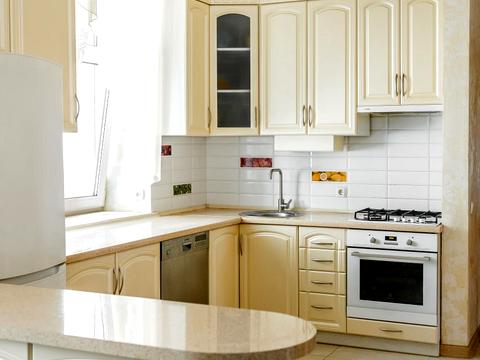 будинок за адресою Героїв Поліції пров., 36Б