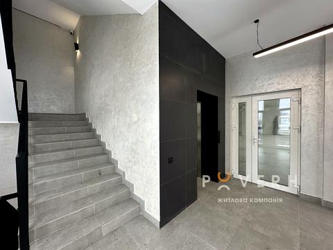 коммерческая по адресу Шота Руставели ул., 1