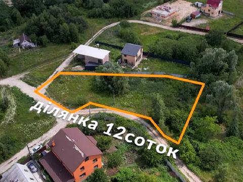 ділянка за адресою Центральна вул.