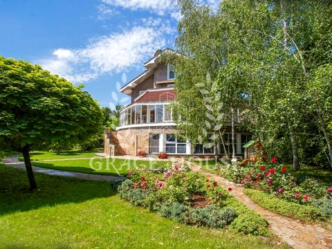 дом по адресу Золотоворітська