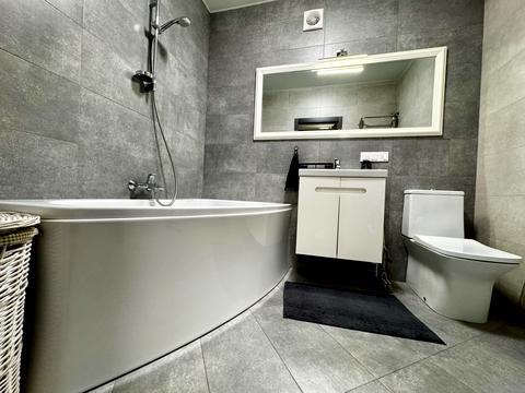 квартира за адресою Набережна Перемоги вул., 62