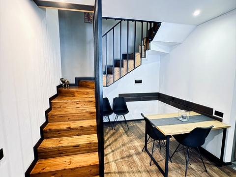 будинок за адресою Ясна вул., 12