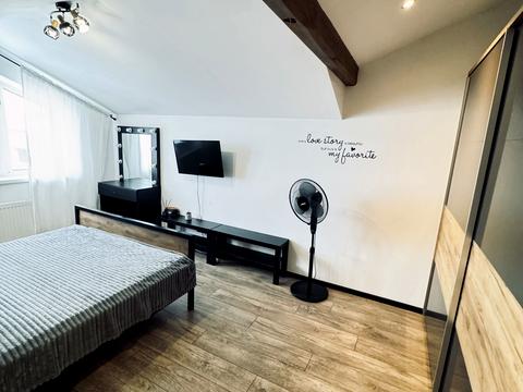 будинок за адресою Ясна вул., 12