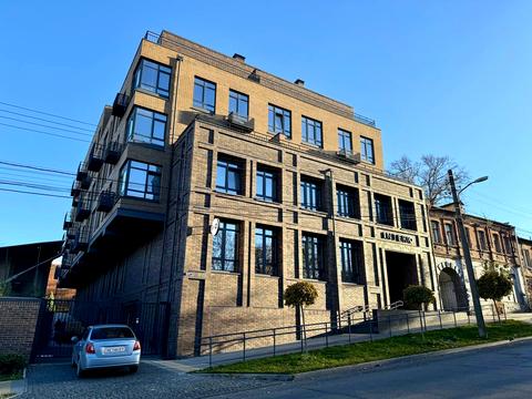 квартира за адресою Короленка вул. (Первозванівська), 42