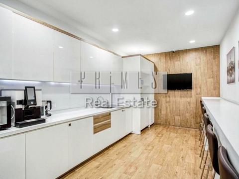 комерційна за адресою Болсуновська вул. (Сергія Струтинського), 12