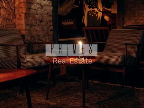 коммерческая по адресу вул. Велика Васильківська, 38