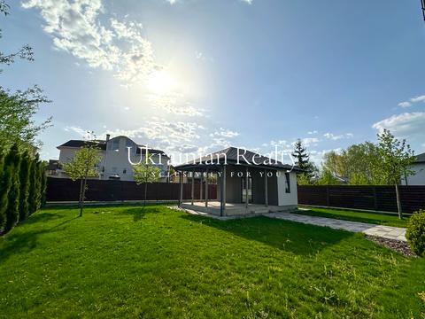 будинок за адресою с. Козин, софіївський провулок, 15а