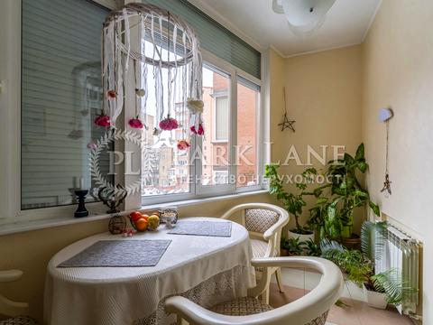 квартира за адресою Олександра Кониського вул., 60