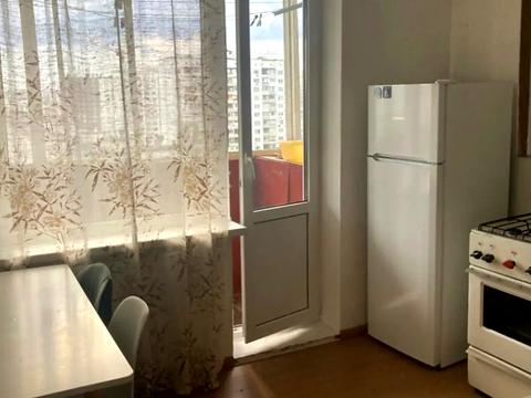 квартира за адресою Володимира Івасюка просп. (Героїв Сталінграду), 27-А