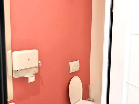 комерційна за адресою Воздвиженська вул., 51А