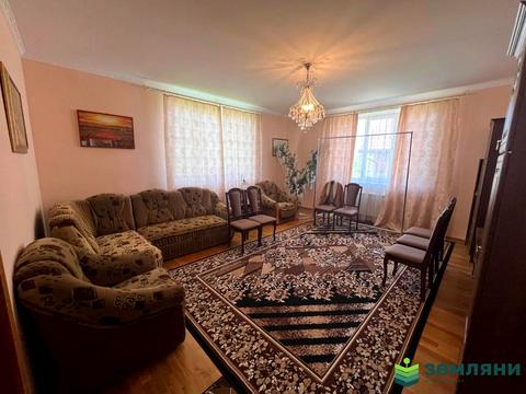 будинок за адресою Хмельницького