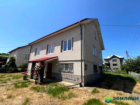 будинок за адресою Хмельницького