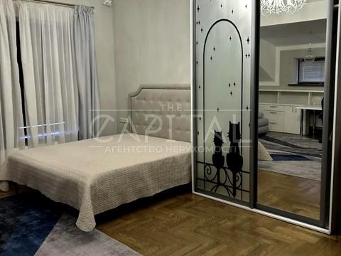 будинок за адресою Стежки вул.