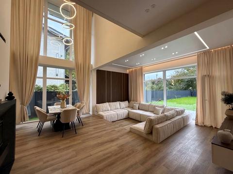 дом по адресу Садова