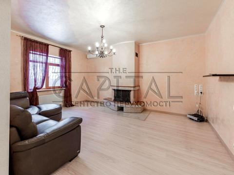 будинок за адресою Лугова вул.