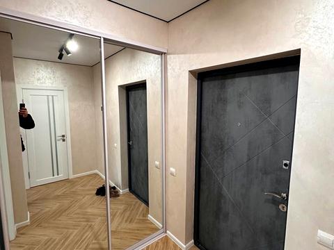 квартира по адресу Свободи ул., 12а