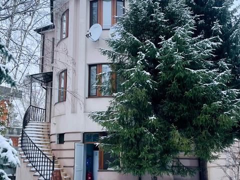 будинок за адресою смт. Козин, Старокиївська вул., 11