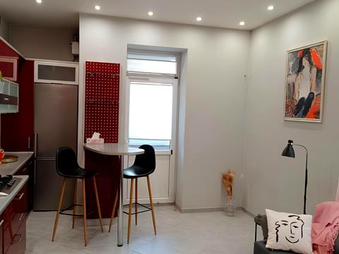 квартира за адресою Миколи Зерова вул., 8