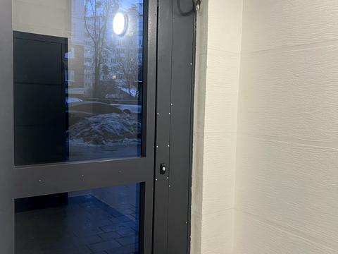 комерційна за адресою Юліана Целевича вул., 4-В