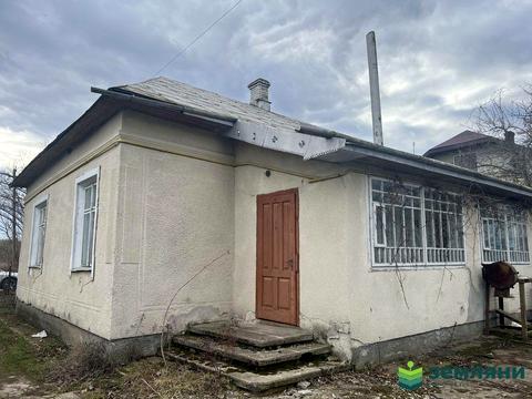 будинок за адресою вулиця Миру, 80