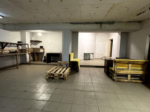 комерційна за адресою Вільної Ічкерії вул. (Волгоградська), 4