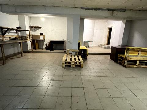 комерційна за адресою Вільної Ічкерії вул. (Волгоградська), 4