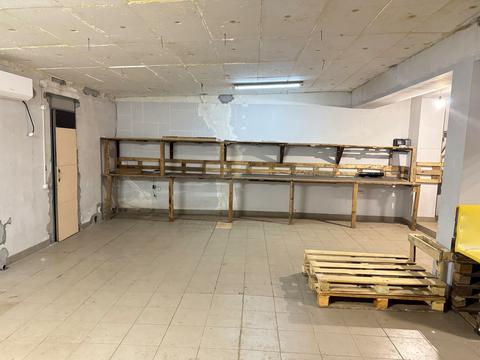 комерційна за адресою Вільної Ічкерії вул. (Волгоградська), 4