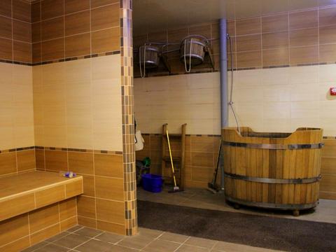 коммерческая по адресу Радгоспна, 3