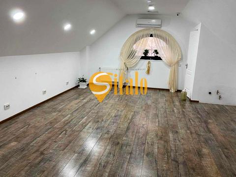 комерційна за адресою Миколи Міхновського бульв. (Дружби народів), 30/1