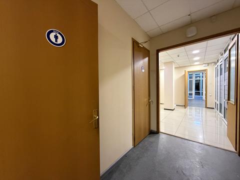 комерційна за адресою Саксаганського вул., 3