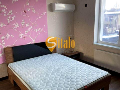 будинок за адресою смт. Козин, Центральна вул.