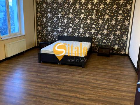 будинок за адресою смт. Козин, Центральна вул.