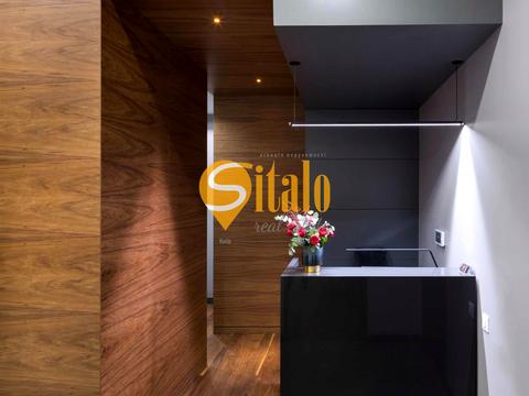 коммерческая по адресу Антоновича, 23