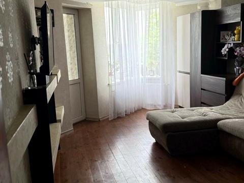 квартира за адресою Теплична вул., 38