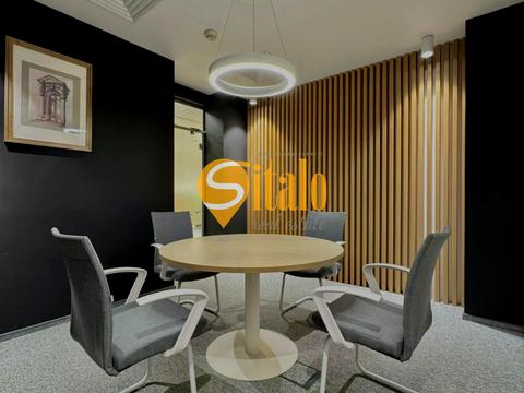 комерційна за адресою Спортивна пл., 3