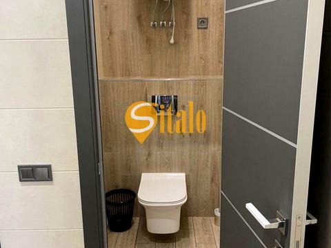 комерційна за адресою Євгена Коновальця вул. (Щорса), 36-Е