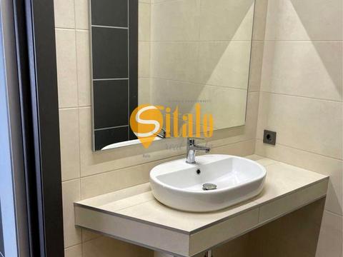 комерційна за адресою Євгена Коновальця вул. (Щорса), 36-Е