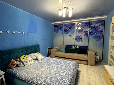 квартира за адресою Володимира Івасюка вул., (Будинок)