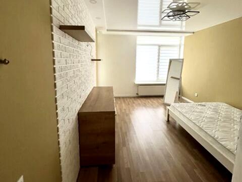 квартира за адресою Злуки просп., 3-А