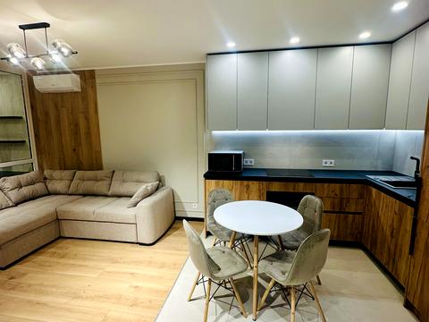 квартира за адресою Віктора Некрасова вул. (Північно-Сирецька), 6