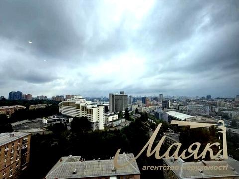 комерційна за адресою Київ, Мечникова вул. (Кловський), 2