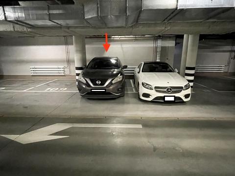 паркоместо по адресу Андрея Верхогляда ул. (Михайла Драгомирова), 17-В