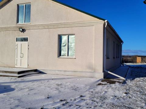 комерційна за адресою Михайлівська, 15