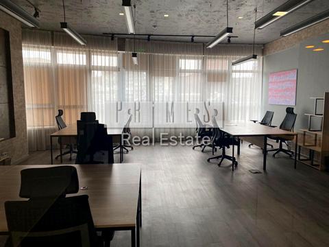 комерційна за адресою Кловський узвіз (Кловський), 7a