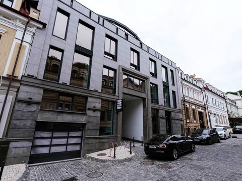 комерційна за адресою Київ, Олеся Гончара вул., 9